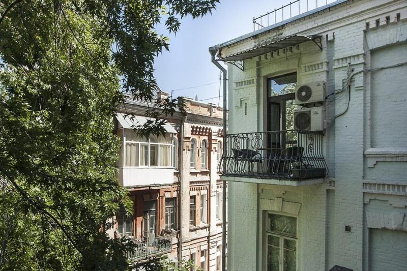 911 Apartments Antonovichа Kiev Extérieur photo