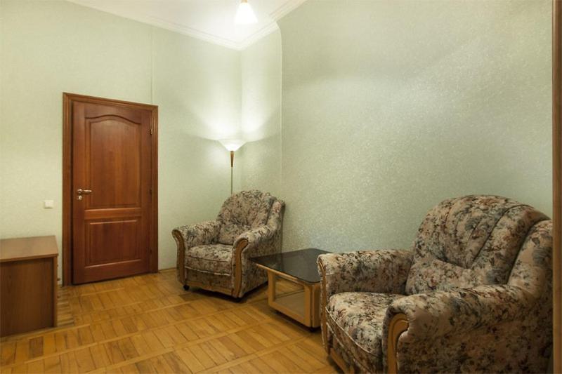 911 Apartments Antonovichа Kiev Extérieur photo