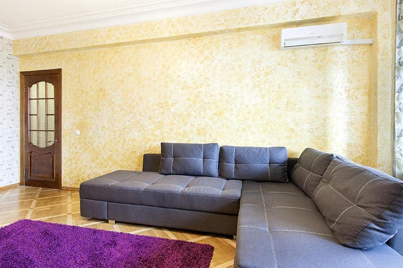 911 Apartments Antonovichа Kiev Extérieur photo